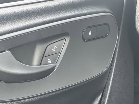 Certified 2025 Mercedes-Benz Sprinter 2500 image 17