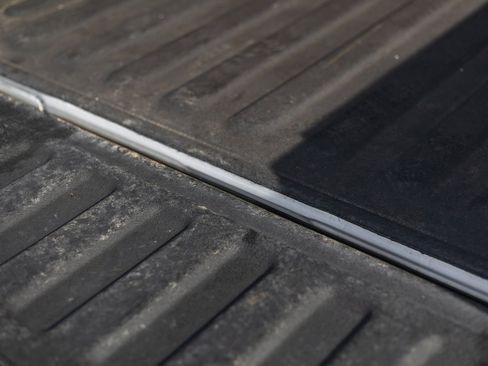 Used 2023 RAM 1500 Limited image 9