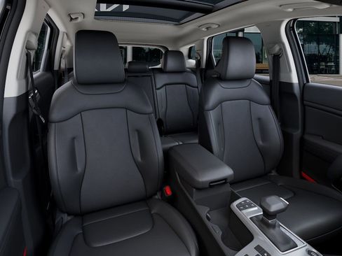 New 2026 Kia Sportage EX AWD/4WD image 16