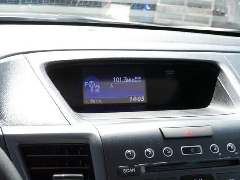 Used 2012 Honda CR-V LX image 22