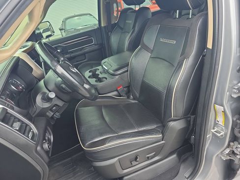 Used 2022 RAM 2500 Laramie AWD/4WD image 11