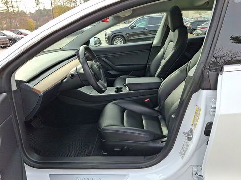 Used 2019 Tesla Model 3 Mid Range image 14