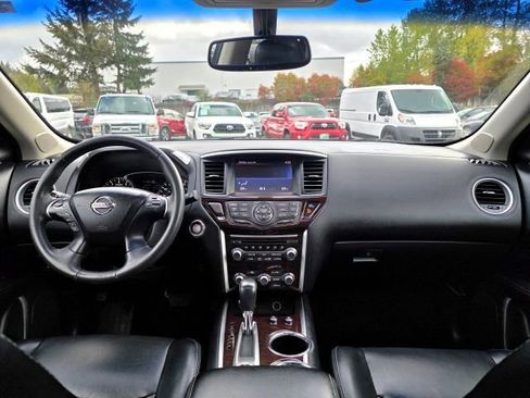 Used 2016 Nissan Pathfinder Platinum AWD/4WD image 10