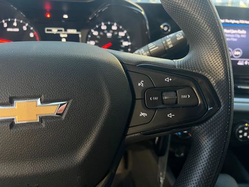 Used 2024 Chevrolet Trax LS image 21