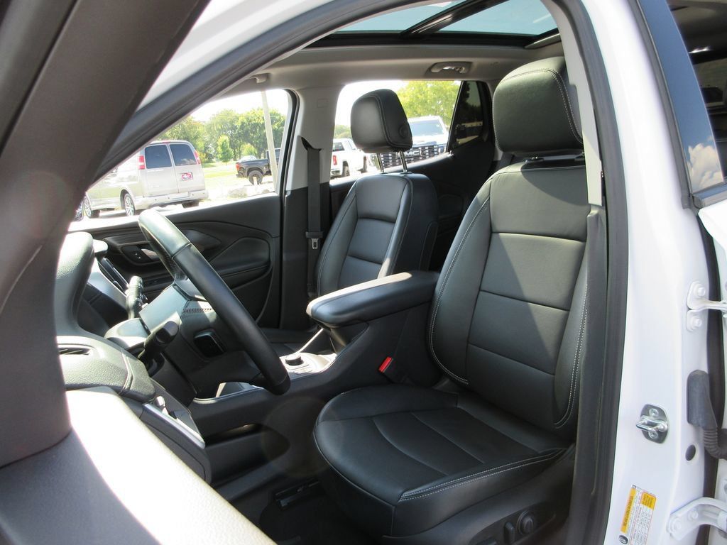 Certified 2024 GMC Terrain SLT w/ Elevation Edition AWD/4WD image 20
