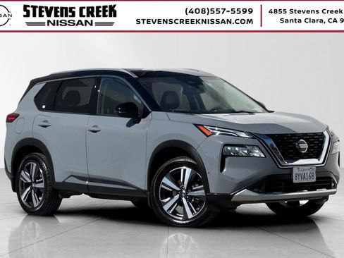 Used 2021 Nissan Rogue Platinum AWD/4WD image 1