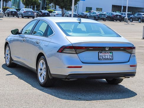 Certified 2025 Honda Accord LX image 9