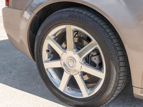 Used 2004 Cadillac XLR image 81