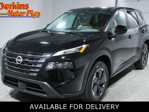 Used 2024 Nissan Rogue SV FWD image 1