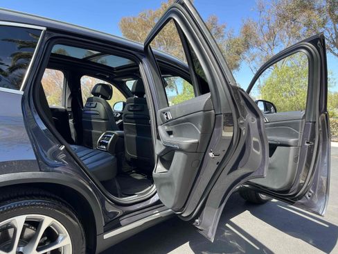 Used 2020 BMW X5 sDrive40i w/ Premium Package RWD image 44