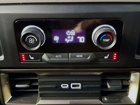 Used 2024 GMC Hummer EV 3X image 26