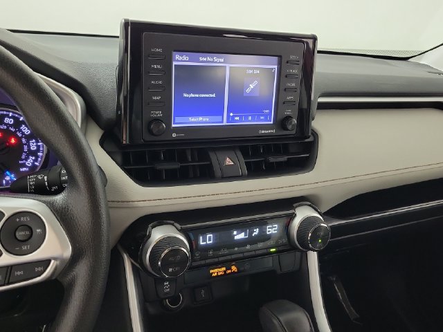 Used 2021 Toyota RAV4 XLE AWD/4WD image 28