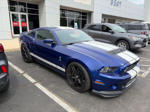 Used 2014 Ford Mustang Shelby GT500 w/ Equipment Group 821A RWD image 3