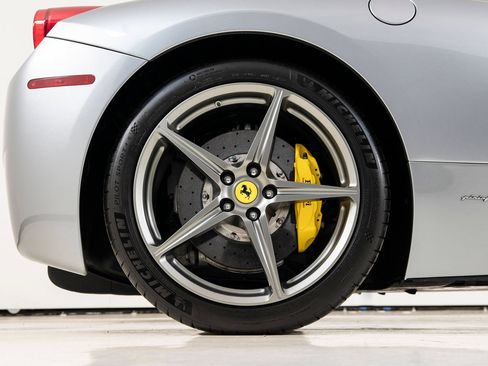 Certified 2014 Ferrari 458 Italia Coupe RWD image 19