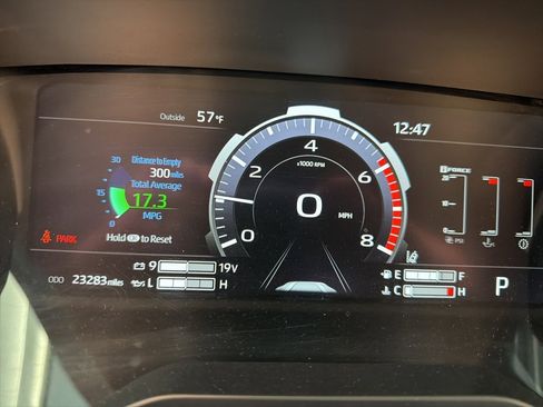 Used 2024 Toyota Tundra Limited image 2