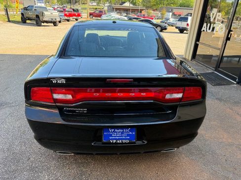 Used 2013 Dodge Charger SXT Plus image 5
