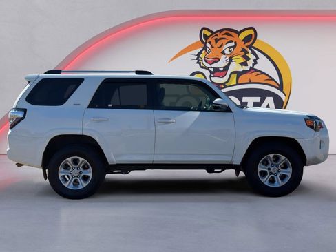 Used 2024 Toyota 4Runner SR5 Premium w/ Moonroof Package image 4