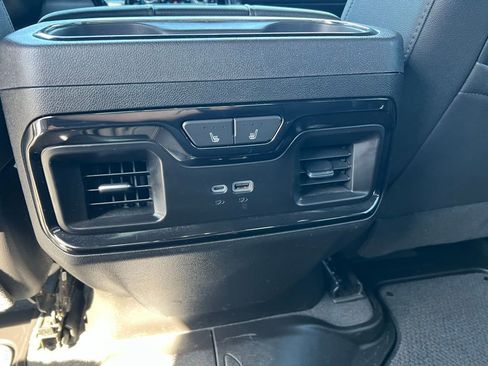 Used 2024 GMC Sierra 2500 AT4 w/ Technology Package image 26