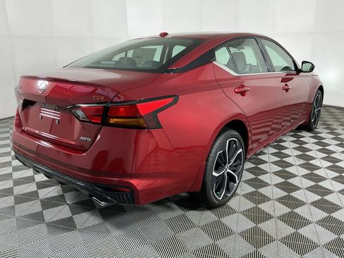 New 2025 Nissan Altima 2.5 SR w/ SR Premium Package image 7