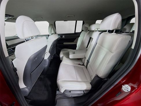 Used 2025 Hyundai Santa Fe SEL image 21