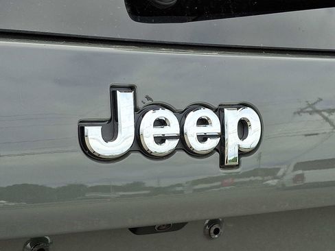 Used 2022 Jeep Cherokee Latitude Lux image 31