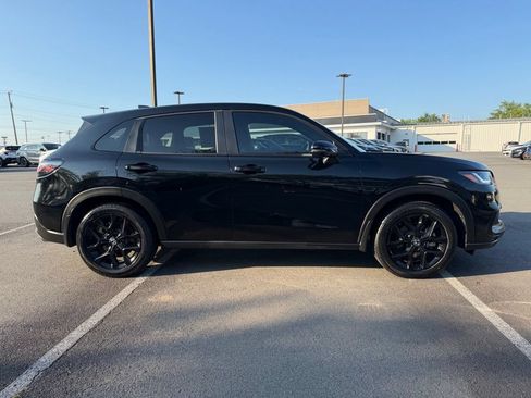 Used 2024 Honda HR-V Sport image 8