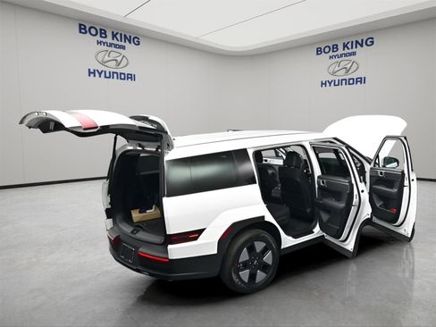 New 2026 Hyundai Santa Fe SE FWD image 18