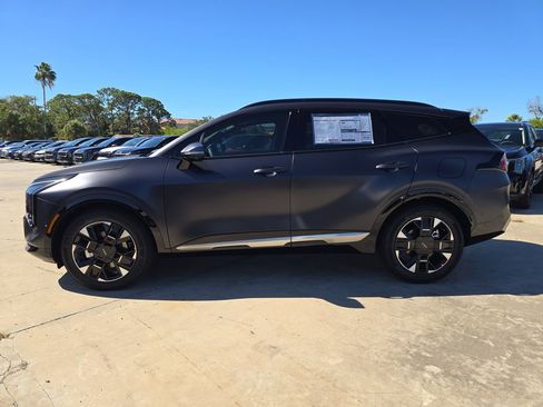 New 2026 Kia Sportage SX FWD image 5