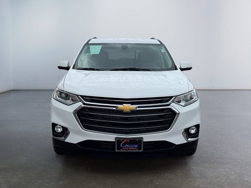 Used 2020 Chevrolet Traverse LT w/ LPO, Floor Liner Package AWD/4WD image 2
