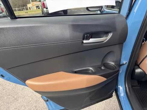 Used 2026 Toyota Corolla Cross XLE w/ Black Badges Package (TMS) image 16