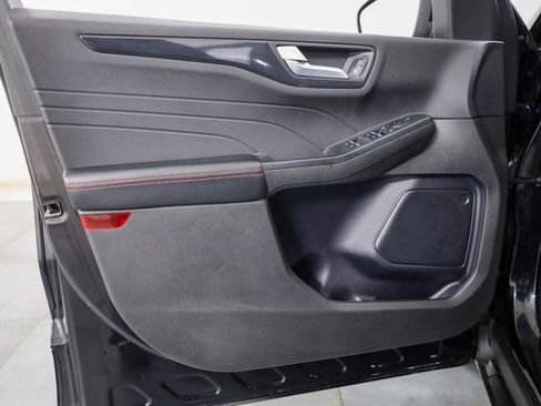 Certified 2024 Ford Escape ST-Line Select w/ Tech Pack #1 AWD/4WD image 11