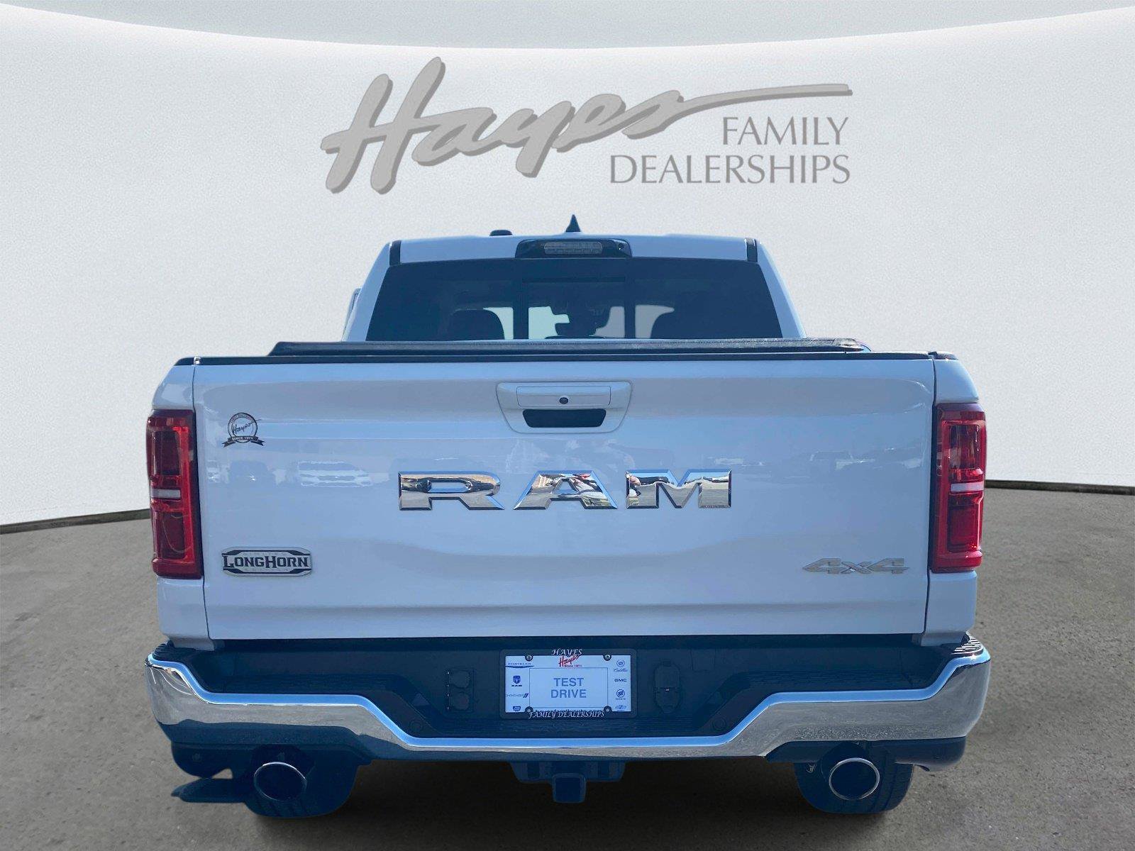Used 2026 RAM 1500 Limited AWD/4WD image 4