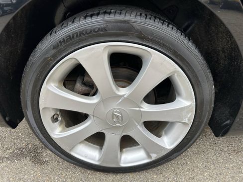 Used 2013 Hyundai Elantra Limited FWD image 28