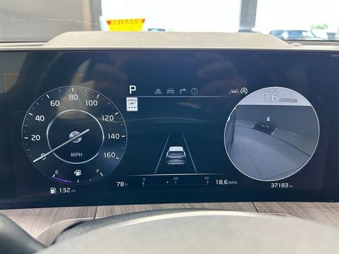 Used 2024 Kia Telluride SX image 38