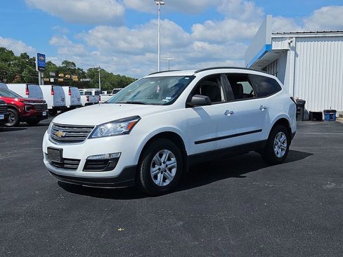 Used 2016 Chevrolet Traverse LS FWD image 13