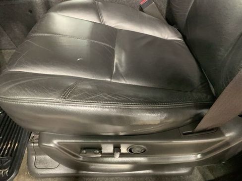 Used 2008 Chevrolet Avalanche LTZ w/ LTZ Preferred Equipment Group image 11