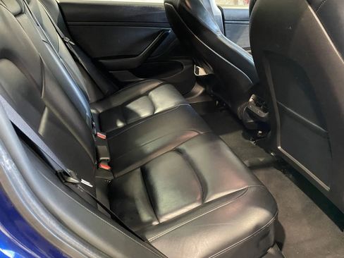 Used 2020 Tesla Model 3 Standard Range Plus image 7