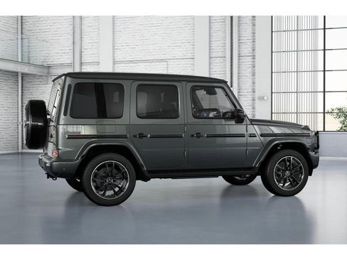 New 2026 Mercedes-Benz G 550 image 18