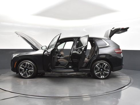 Certified 2025 BMW X3 xDrive30i w/ Premium Package AWD/4WD image 46