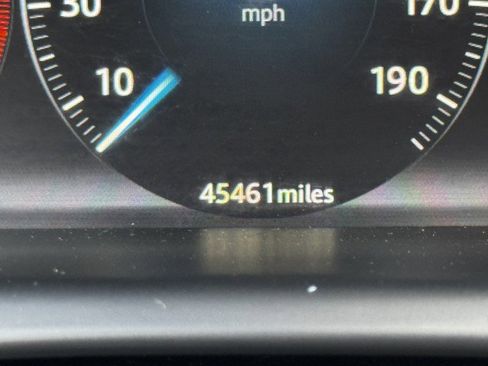 Used 2017 Jaguar XJ L Supercharged image 9