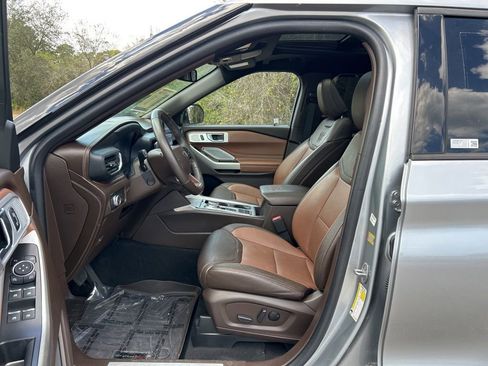 Used 2022 Ford Explorer King Ranch image 15