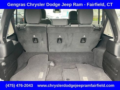 Certified 2025 Jeep Wrangler Unlimited Sahara AWD/4WD image 31