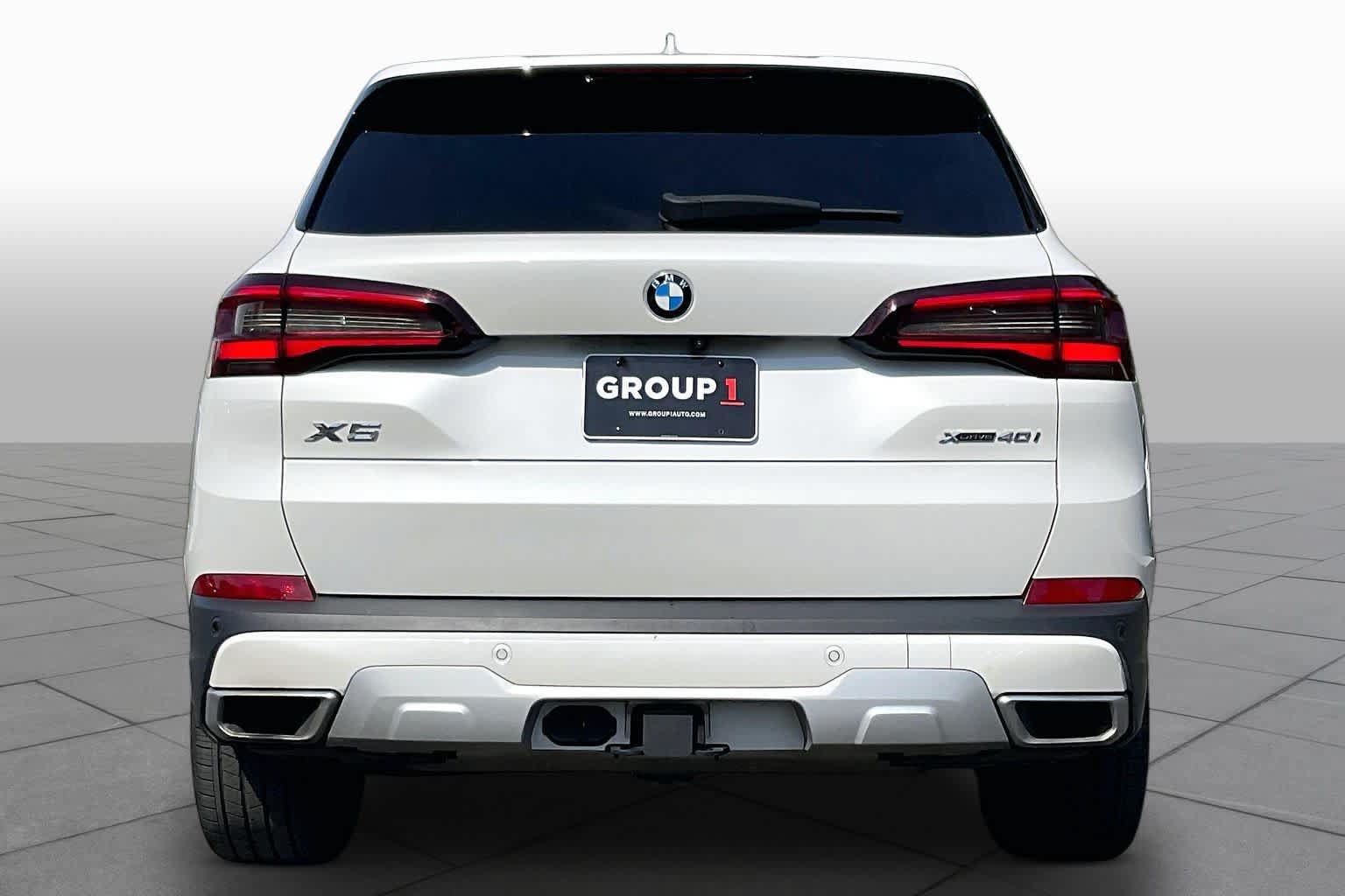 Used 2021 BMW X5 xDrive40i w/ Convenience Package AWD/4WD image 4