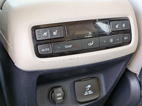 Used 2021 Hyundai Palisade Limited AWD/4WD image 16