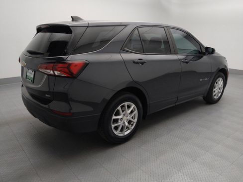 Used 2022 Chevrolet Equinox LS AWD/4WD image 10