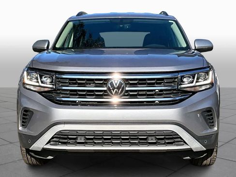 Certified 2023 Volkswagen Atlas SE image 3