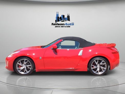 Used 2015 Nissan 370Z Touring Sport RWD image 9