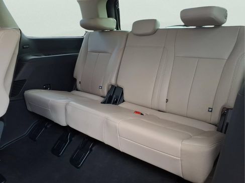 Used 2023 Ford Expedition XLT RWD image 21
