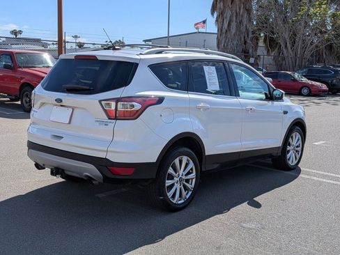 Used 2017 Ford Escape Titanium w/ Equipment Group 301A AWD/4WD image 5