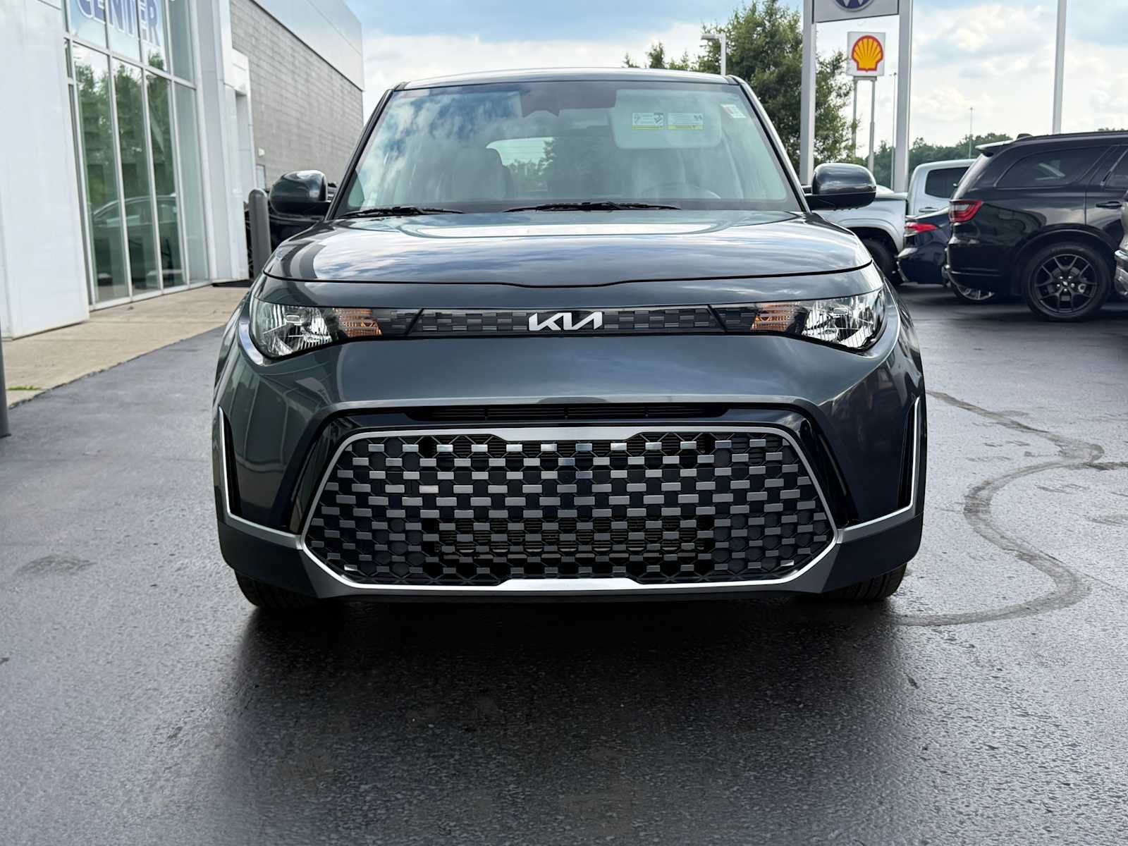Used 2023 Kia Soul EX FWD image 2